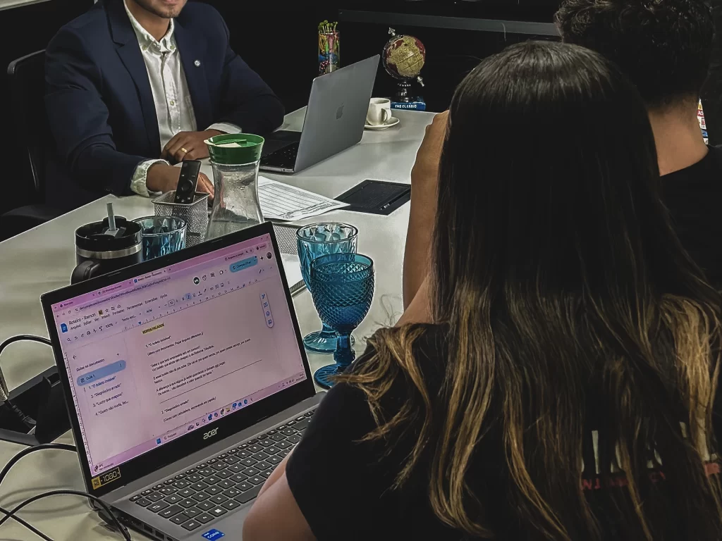 O algoritmo do instagram mudou (de novo): Como manter sua marca relevante em 2026